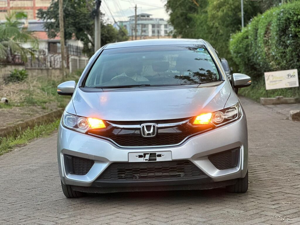 Honda Fit Hybrid 2017 Vehicle for Sale in Kenya Worth 2 Million