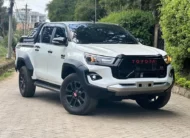 2017 Toyota HiLux SR5