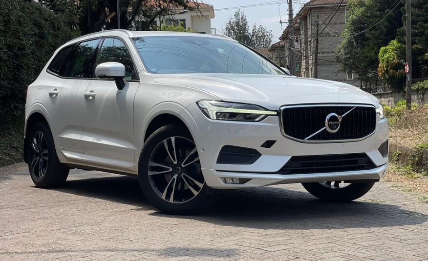 2017 Volvo XC60 D4