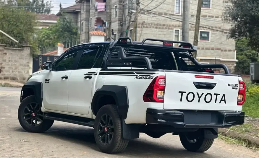 2017 Toyota HiLux SR5