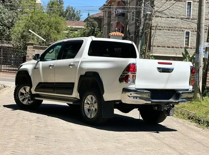 2019 Toyota Hilux ICON MT