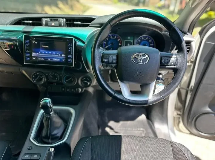 2019 Toyota Hilux ICON MT