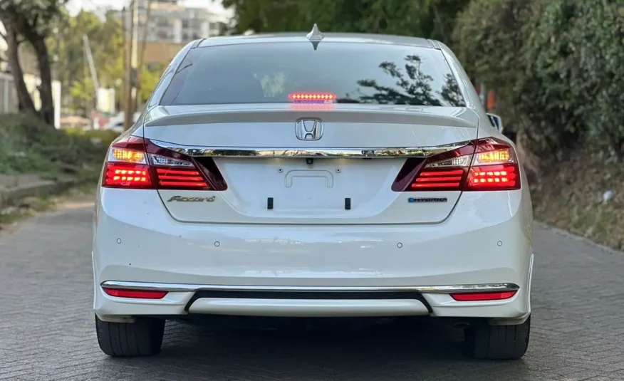 2017 Honda Accord Hybrid Fully Loaded