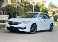 2017 Honda Accord Hybrid Fully Loaded