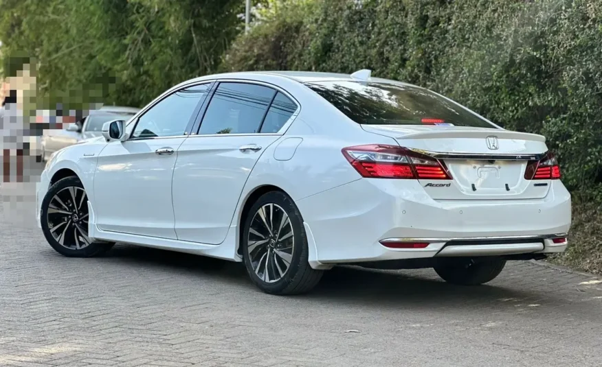 2017 Honda Accord Hybrid Fully Loaded