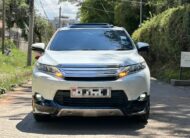 2015 Toyota Harrier Fully Loaded/Mint Condition