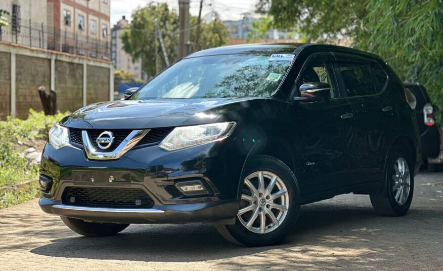 2016 Nissan X-Trail Hybrid