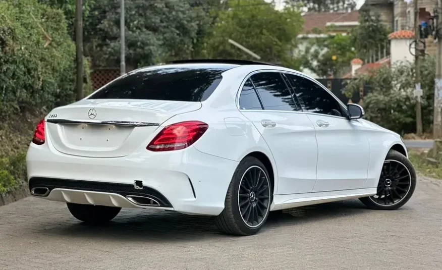 2016 Mercedes Benz C200