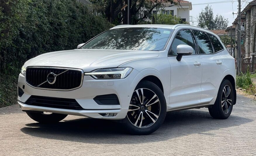 2017 Volvo XC60 D4