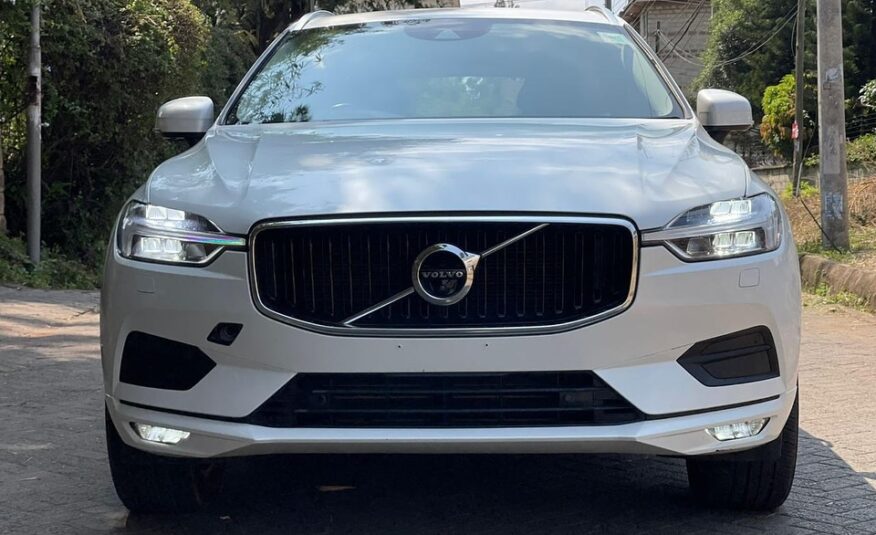 2017 Volvo XC60 D4