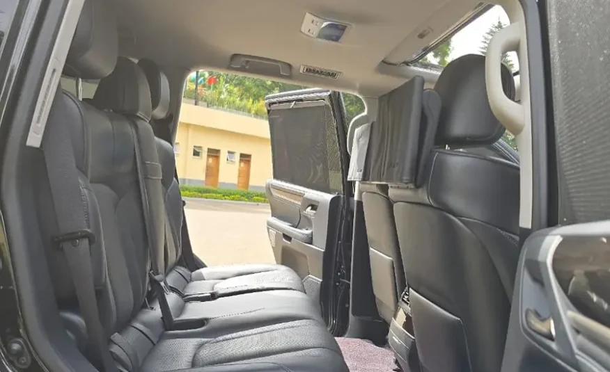 2017 Lexus LX 570 Sunroof