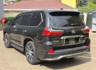 2017 Lexus LX 570 Sunroof