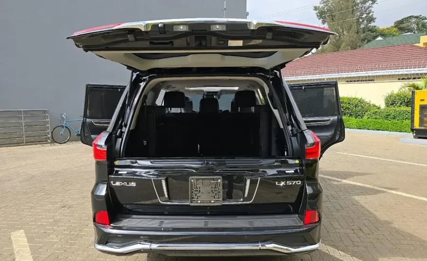 2017 Lexus LX 570 Sunroof