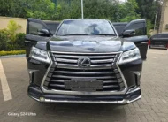 2017 Lexus LX 570 Sunroof