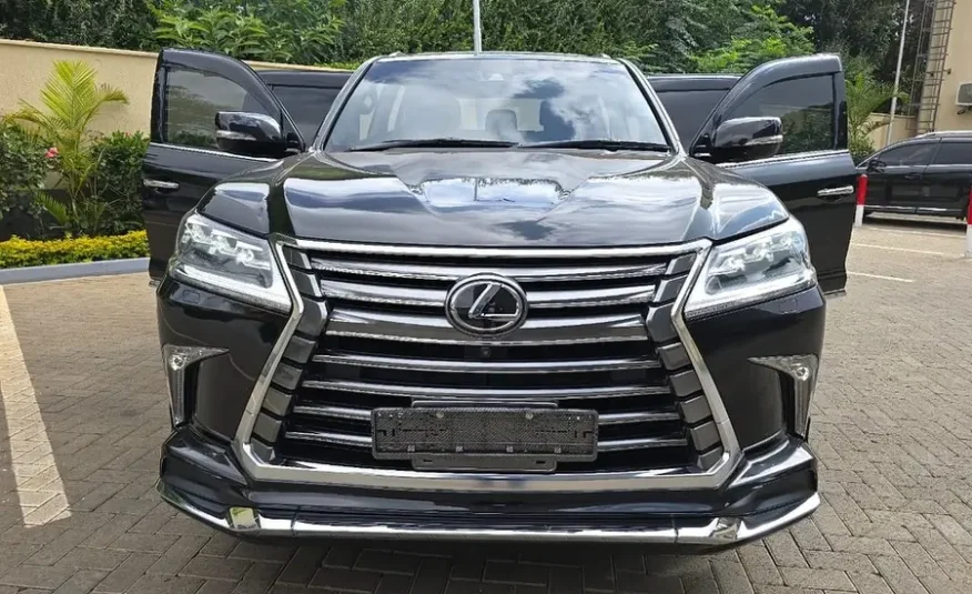 2017 Lexus LX 570 Sunroof