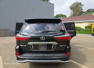 2017 Lexus LX 570 Sunroof