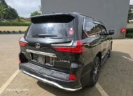 2017 Lexus LX 570 Sunroof