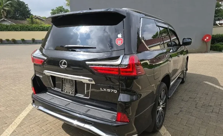 2017 Lexus LX 570 Sunroof