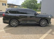 2017 Lexus LX 570 Sunroof