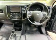 2013 Mitsubishi Outlander 7 Seater