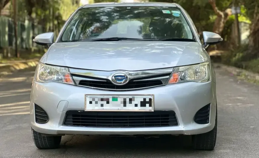 2014 Toyota Fielder Hybrid