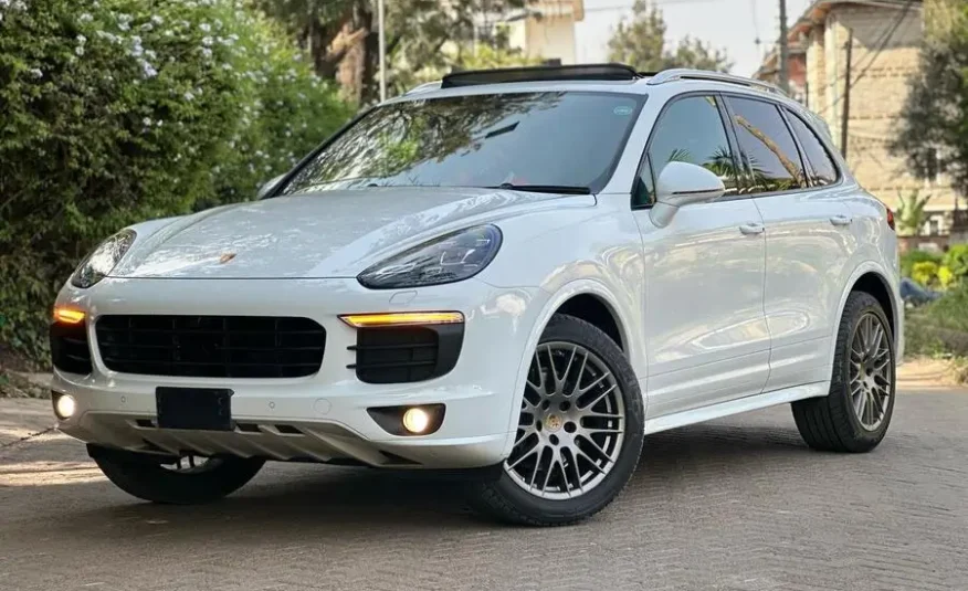 2017 Porsche Cayenne Fully Loaded