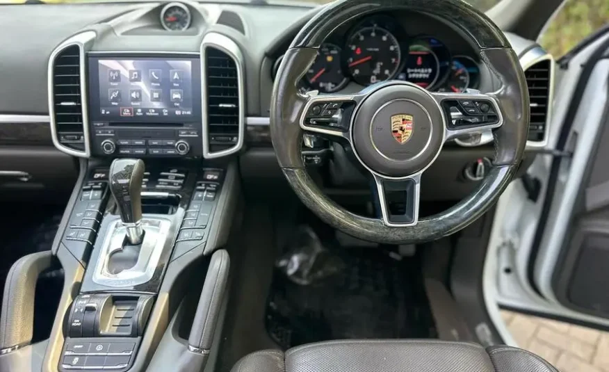 2017 Porsche Cayenne Fully Loaded